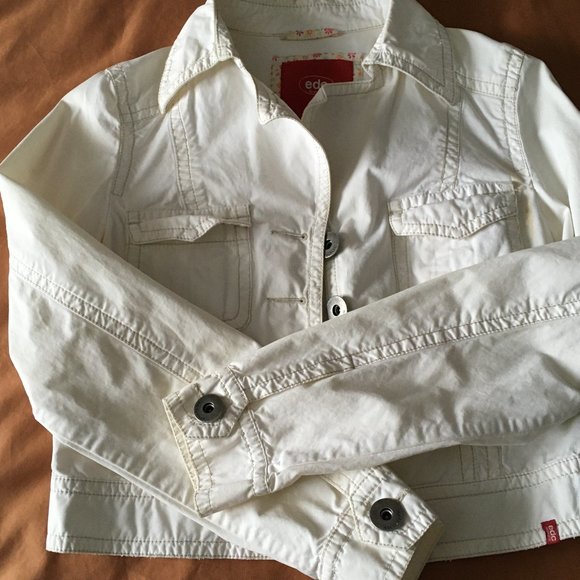 Esprit cropped jacket - Picture 6 of 11